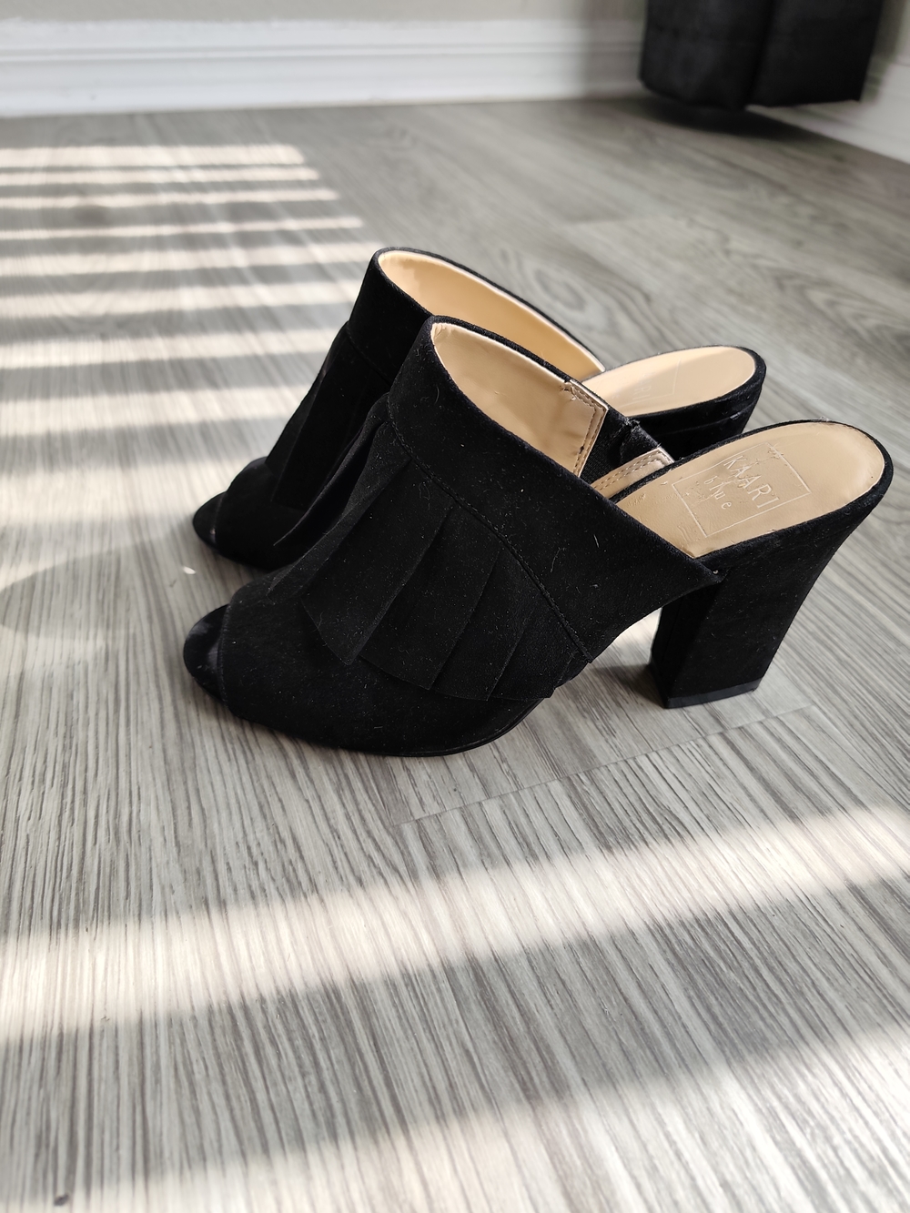 Black KAARI Blue Slip-On Heeled Mules – Size 6.5